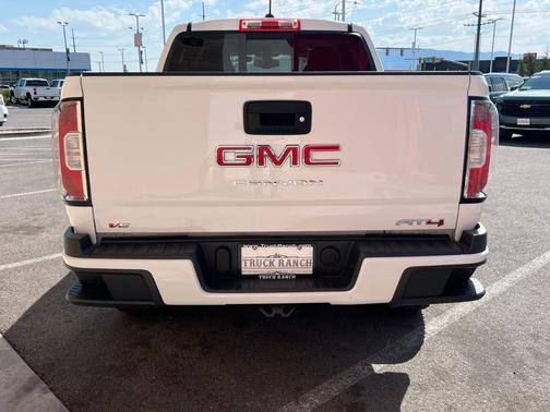 2022 GMC Canyon AT4