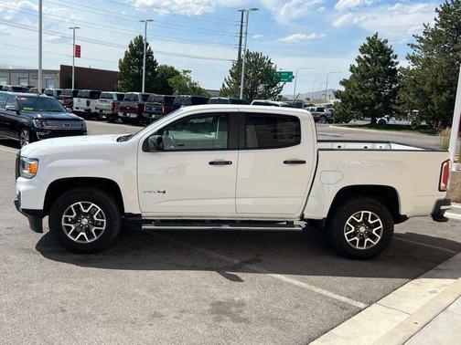 2022 GMC Canyon AT4