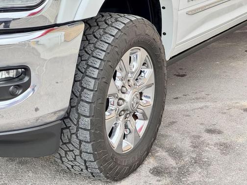 2020 RAM 2500 Limited Mega Cab 4X4 6'4' Box