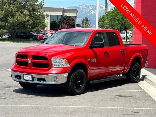 2016 RAM 1500 SLT