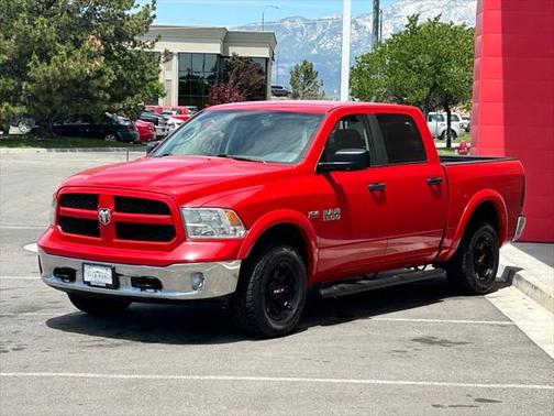 2016 RAM 1500 SLT