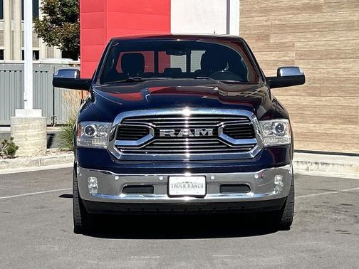 2017 RAM 1500 Limited Crew Cab 4x4 5'7' Box