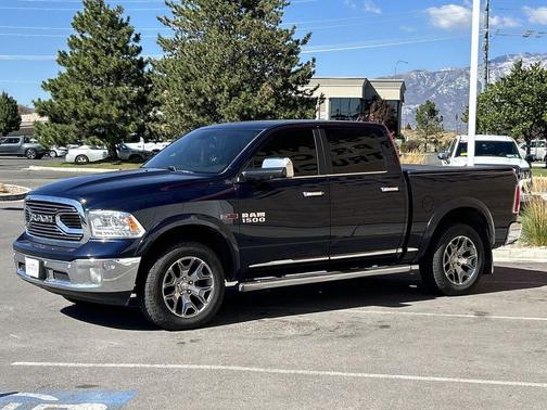 2017 RAM 1500 Limited Crew Cab 4x4 5'7' Box