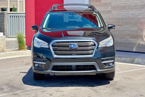 Crystal Black Silica 2020 Subaru Ascent Limited 8-Passenger