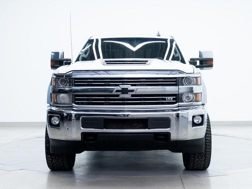 Silver Ice Metallic 2017 Chevrolet Silverado 3500 LTZ