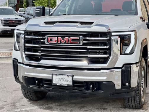 Summit White 2024 GMC Sierra 3500 SLE