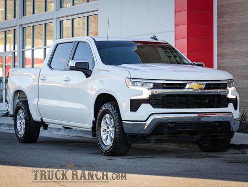 Summit White 2023 Chevrolet Silverado 1500 LT