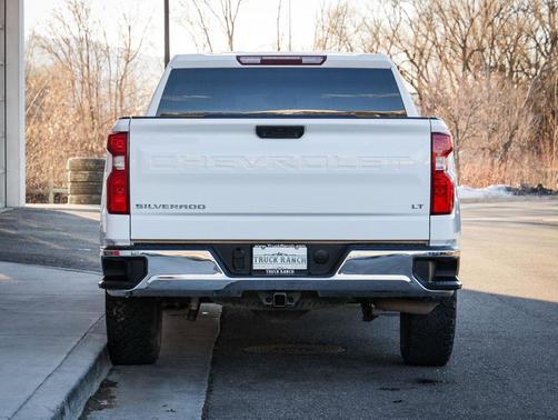Summit White 2023 Chevrolet Silverado 1500 LT