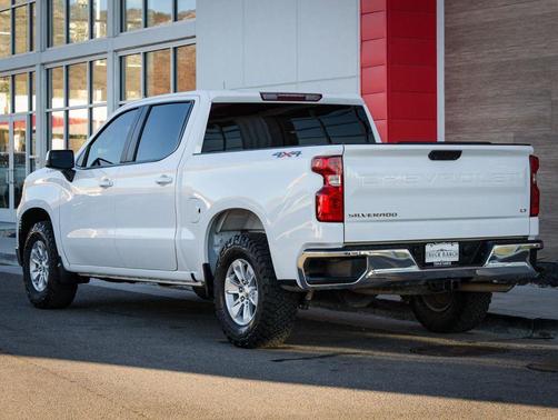 Summit White 2023 Chevrolet Silverado 1500 LT