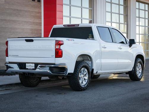 Summit White 2023 Chevrolet Silverado 1500 LT