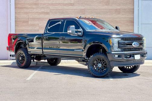 Black Metallic 2019 Ford F-250 Lariat