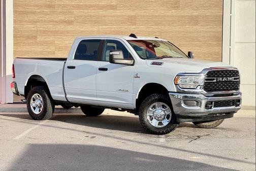 2023 RAM 2500 Big Horn Crew Cab 4x4 6'4' Box