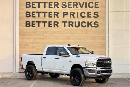 2023 RAM 2500 Big Horn Crew Cab 4x4 6'4' Box