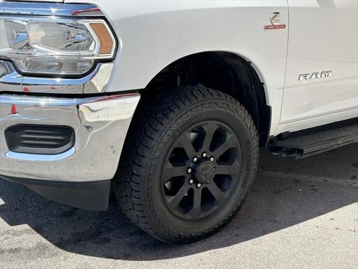 2019 RAM 3500 Big Horn Crew Cab 4x4 8' Box