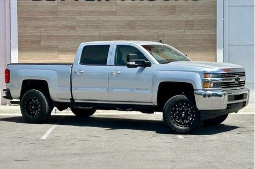 2017 Chevrolet Silverado 2500 LT