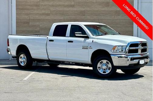 2018 RAM 3500 Tradesman Crew Cab 4x4 8' Box