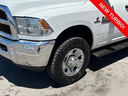2018 RAM 3500 Tradesman Crew Cab 4x4 8' Box