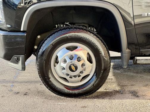 2023 Chevrolet Silverado 3500 High Country