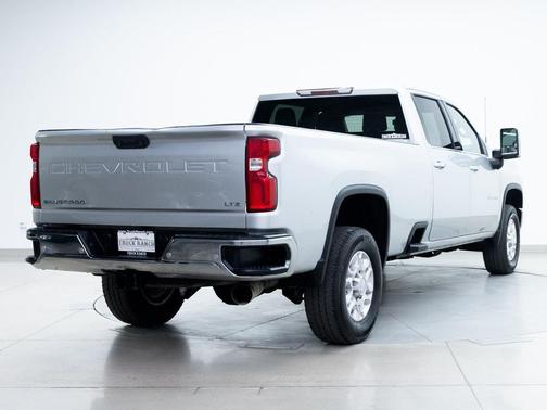 Silver Ice Metallic 2020 Chevrolet Silverado 3500 LTZ