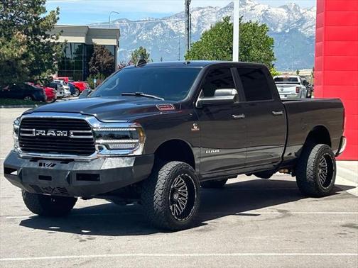 2019 RAM 2500 Big Horn Crew Cab 4x4 6'4' Box