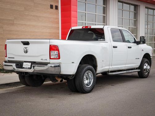 2024 RAM 3500 Big Horn Crew Cab 4x4 8' Box