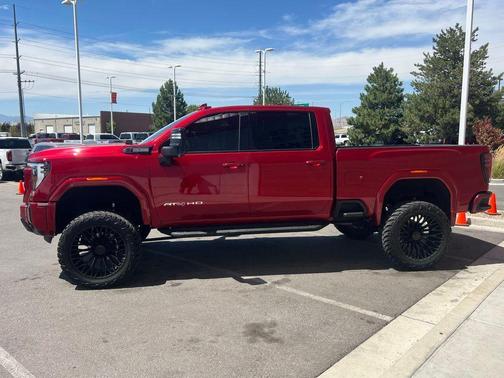 2024 GMC Sierra 2500 AT4