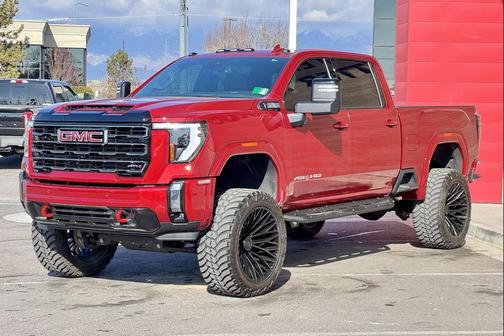 2024 GMC Sierra 2500 AT4