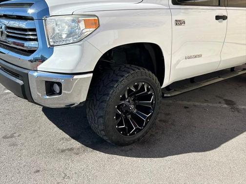 2017 Toyota Tundra SR5