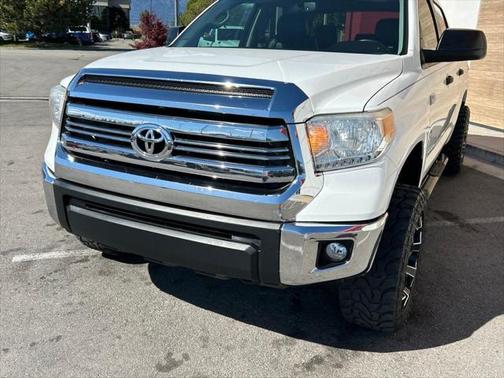 2017 Toyota Tundra SR5
