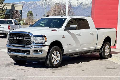 2022 RAM 3500 Big Horn Mega Cab 4x4 6'4' Box
