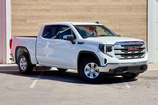 Summit White 2023 GMC Sierra 1500 SLE