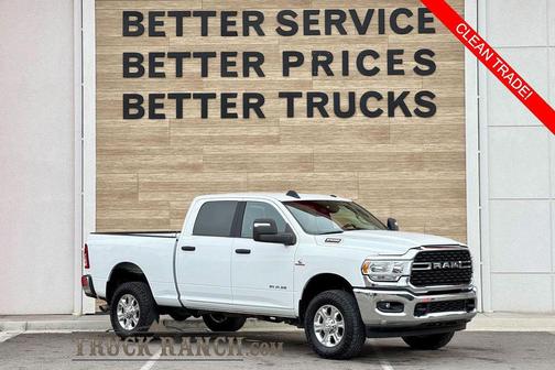 Bright White Clearcoat 2023 RAM 2500 Big Horn Crew Cab 4x4 6'4' Box