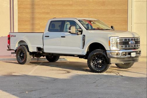2023 Ford F-350 XLT