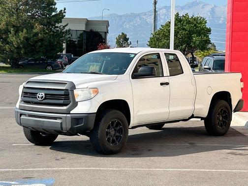 2016 Toyota Tundra SR5