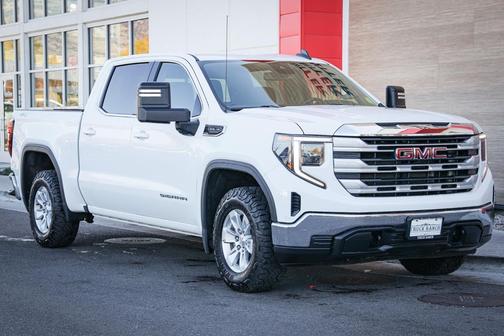2023 GMC Sierra 1500 SLE