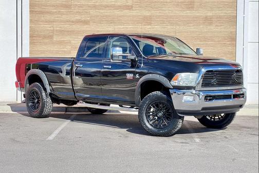 Brilliant Black Crystal Pearlcoat 2011 Dodge Ram 3500 Laramie