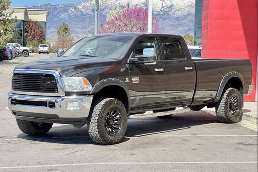 Brilliant Black Crystal Pearlcoat 2011 Dodge Ram 3500 Laramie
