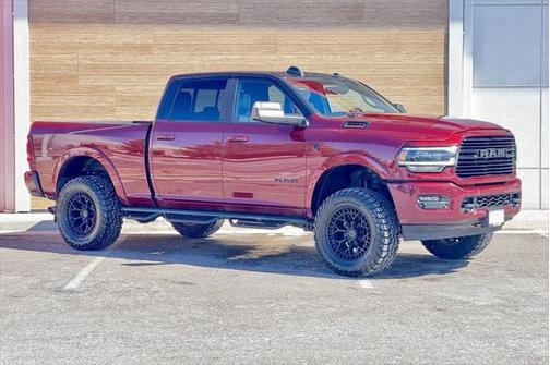 2022 RAM 2500 Laramie Crew Cab 4x4 6'4' Box
