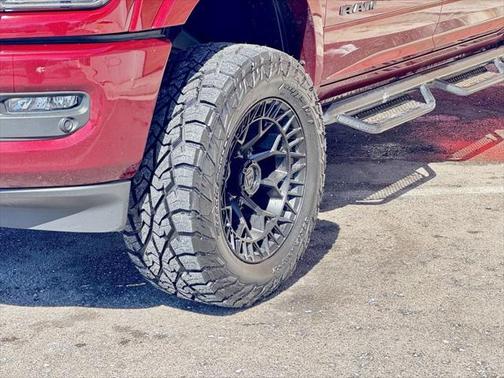 2022 RAM 2500 Laramie Crew Cab 4x4 6'4' Box