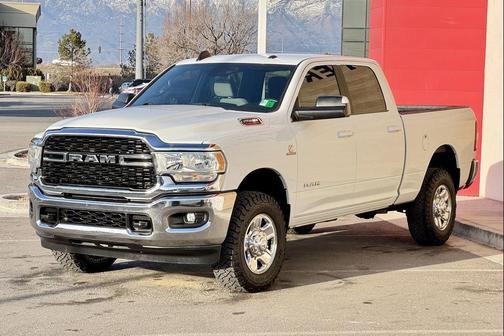 2022 RAM 2500 Big Horn Crew Cab 4x4 6'4' Box