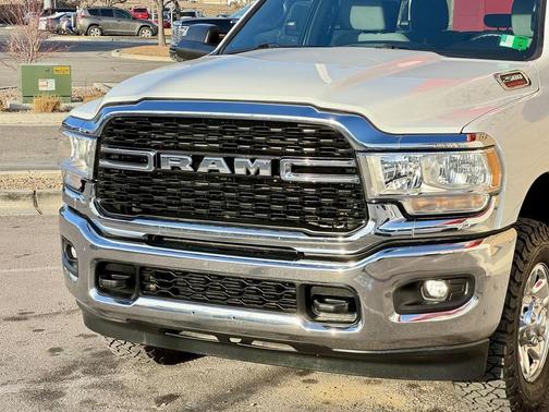 2022 RAM 2500 Big Horn Crew Cab 4x4 6'4' Box