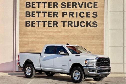 2022 RAM 2500 Big Horn Crew Cab 4x4 6'4' Box