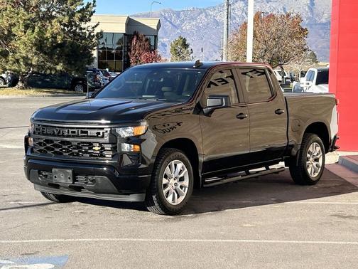 2022 Chevrolet Silverado 1500 Custom
