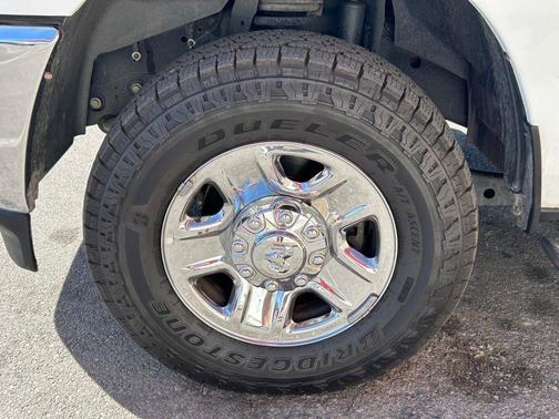 2022 RAM 2500 Big Horn Crew Cab 4x4 8' Box