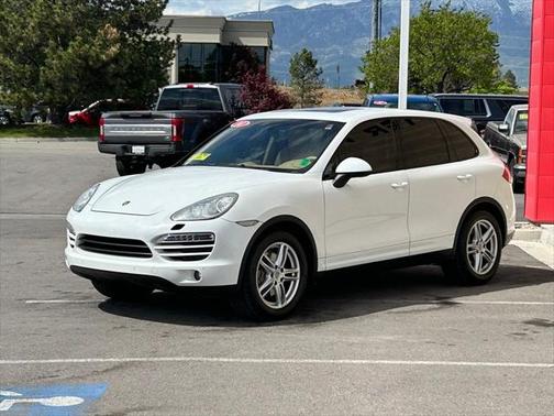 2014 Porsche Cayenne Base