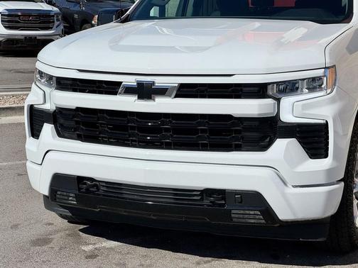 Summit White 2023 Chevrolet Silverado 1500 RST