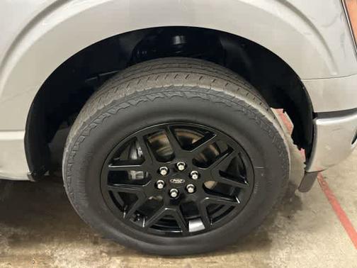 ICONIC SILVER METALLIC 2024 Ford F-150 STX