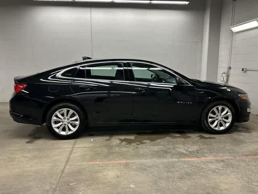 Mosaic Black Metallic 2023 Chevrolet Malibu LT W/1LT