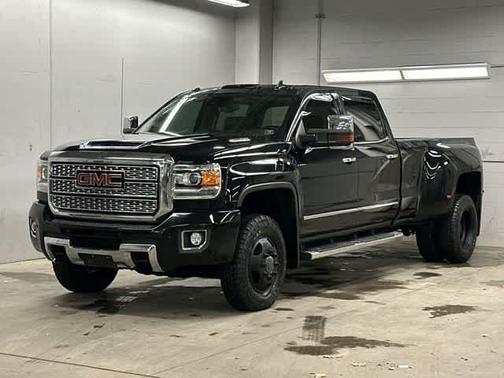 2019 GMC Sierra 1500 DENALI