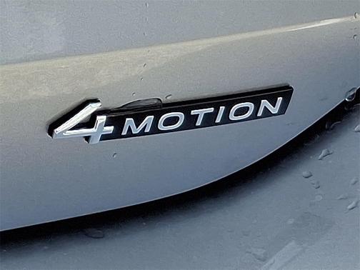 2025 Volkswagen Tiguan 2.0T SE 4MOTION